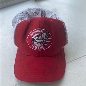 5/25 🩵 Cincinnati Reds Red Baseball Cap